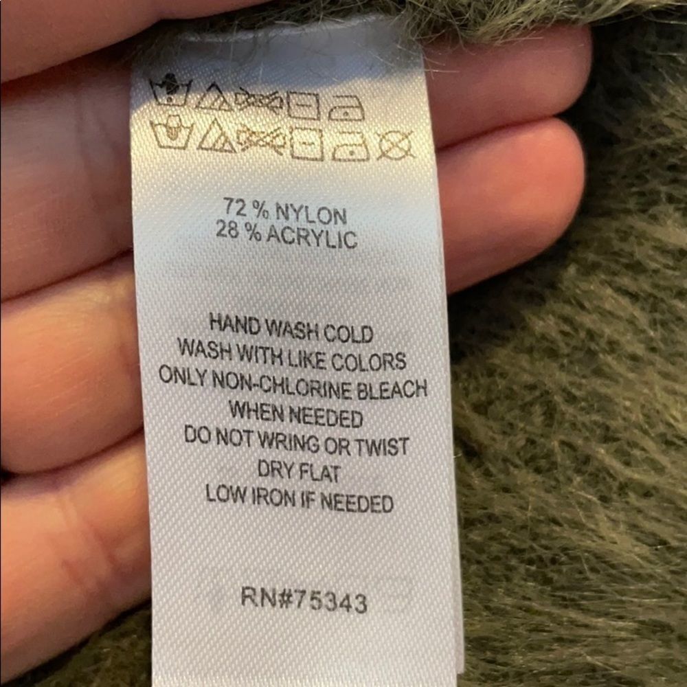 Ruby Moon Sweater XS (3720) - Picture 6 of 6